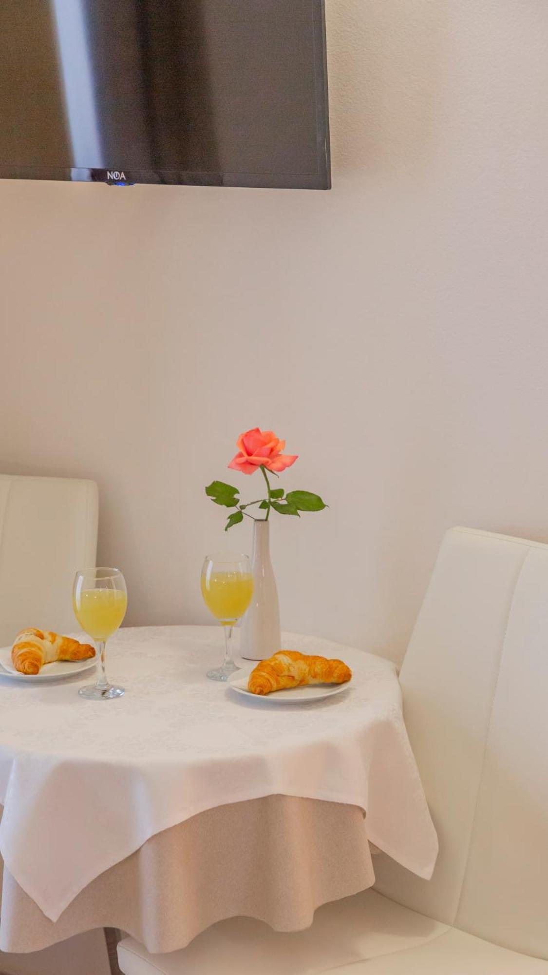 Baska Voda Apartments - Steps From The Beach, Free Parking, Central Location Esterno foto