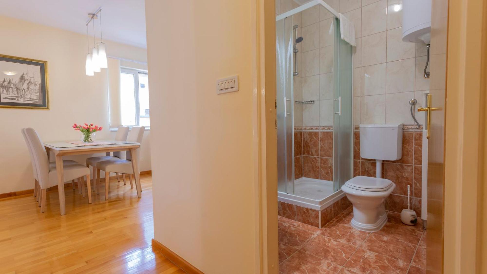 Baska Voda Apartments - Steps From The Beach, Free Parking, Central Location Esterno foto