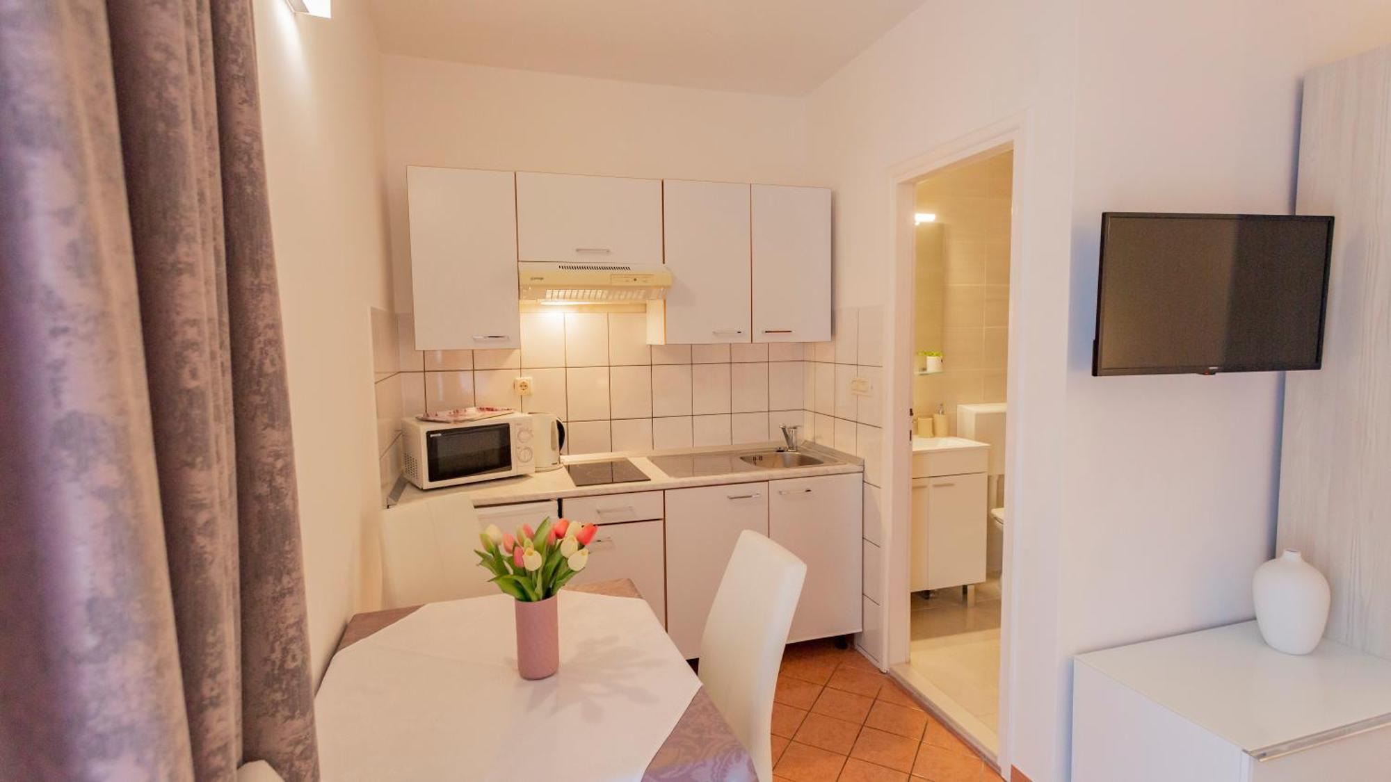 Baska Voda Apartments - Steps From The Beach, Free Parking, Central Location Esterno foto