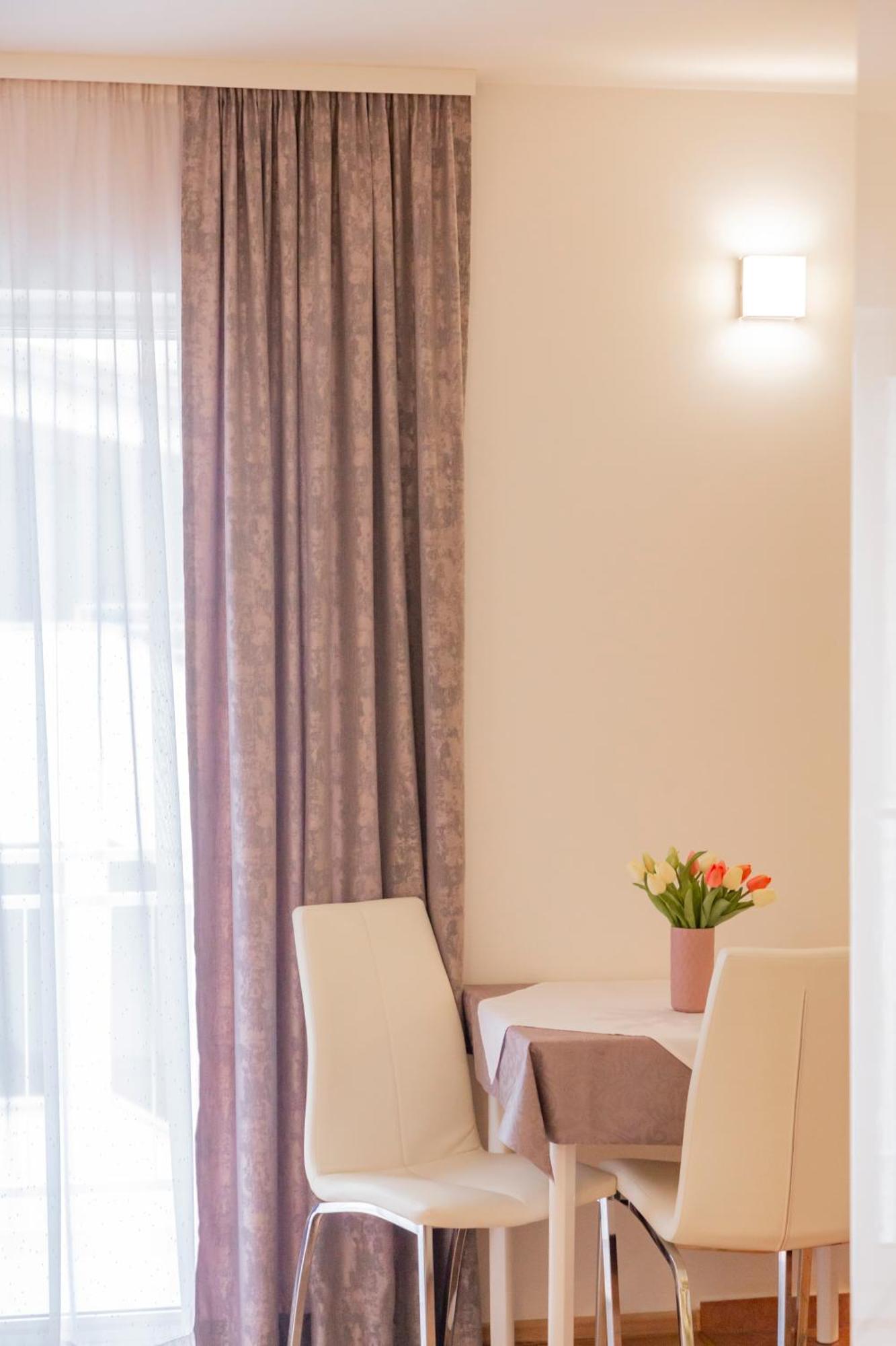 Baska Voda Apartments - Steps From The Beach, Free Parking, Central Location Esterno foto
