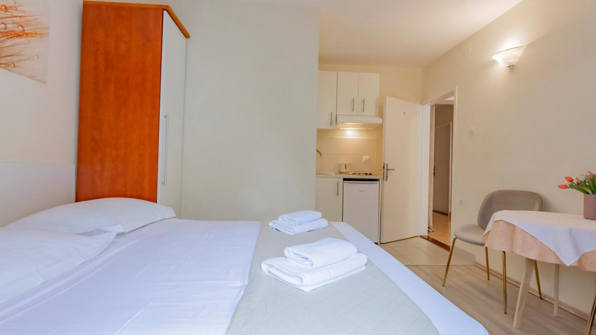 Baska Voda Apartments - Steps From The Beach, Free Parking, Central Location Esterno foto
