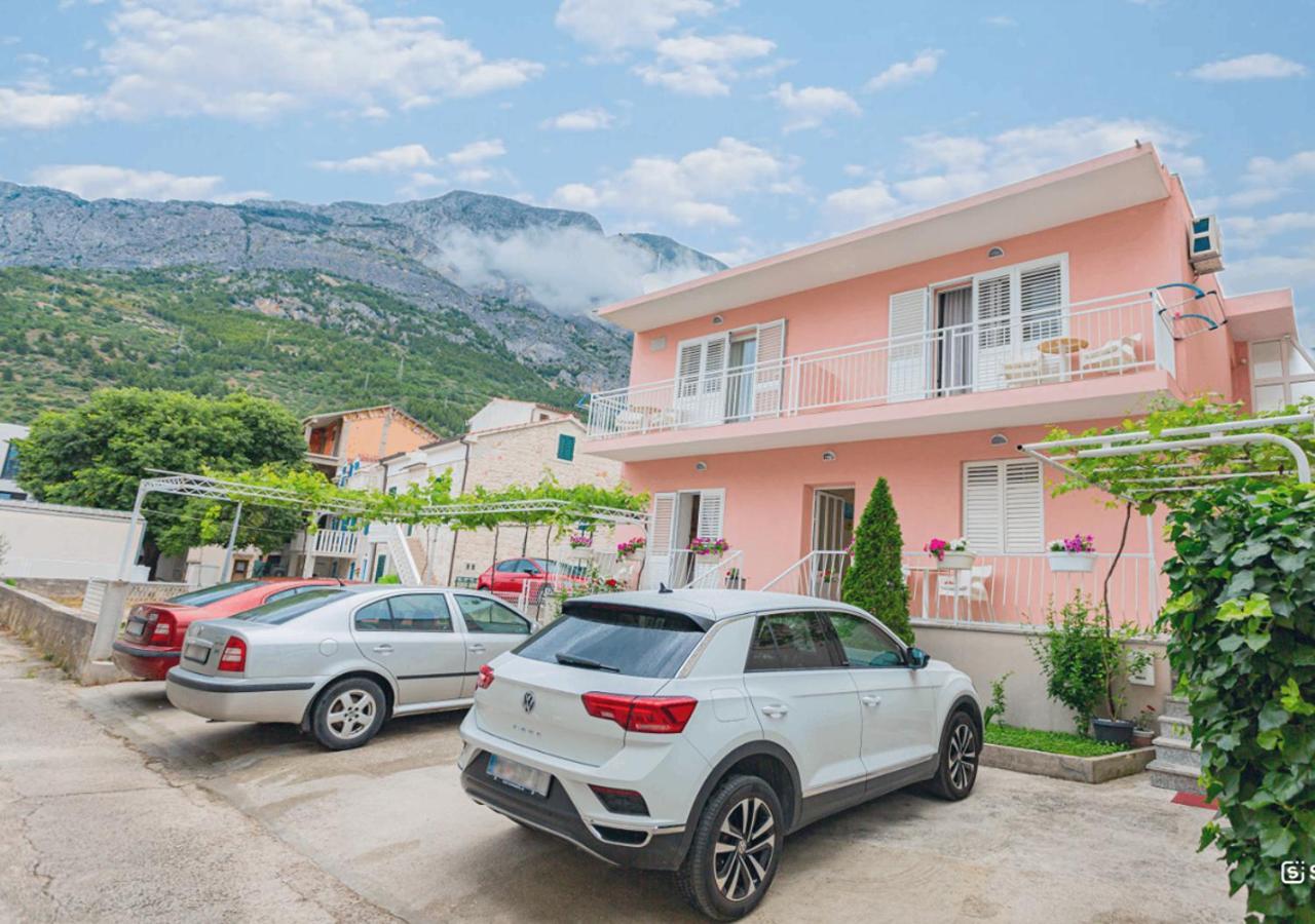 Baska Voda Apartments - Steps From The Beach, Free Parking, Central Location Esterno foto