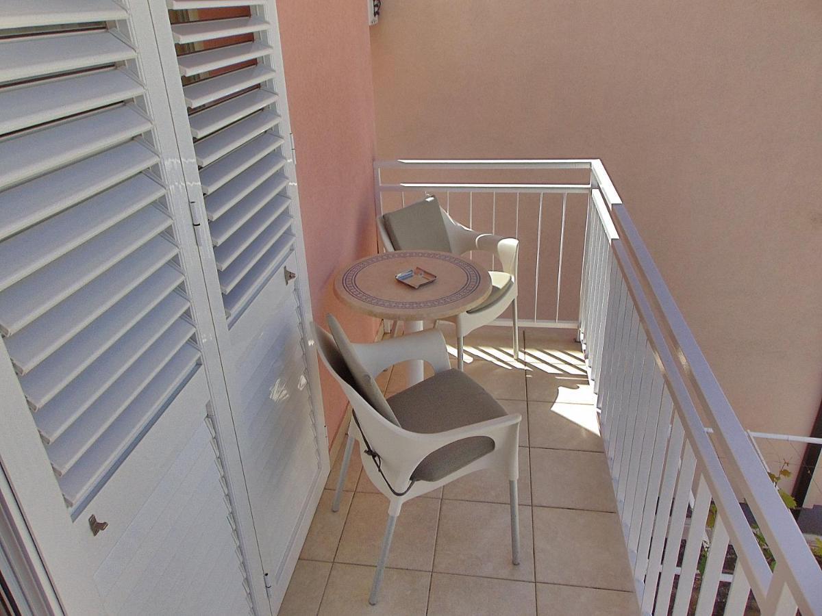 Baska Voda Apartments - Steps From The Beach, Free Parking, Central Location Esterno foto